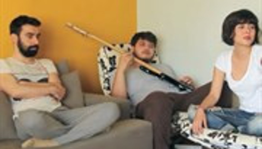 Yeni Enstrüman Keşfeden Arkadaşı Sakinleştirmenin Yöntemleri