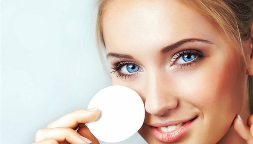 Pratik Bilgiler: Doğal Makyaj Temizleyici