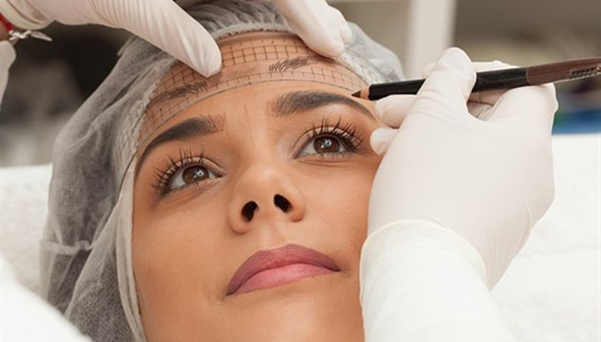 Kaş Ekimiyle Daha Doğal Kaşlar