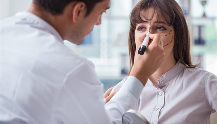 Güzellikte Yeni Trend: Yüze Bütünsel Dokunuş Güzellikte Yeni Trend: Yüze Bütünsel Dokunuş