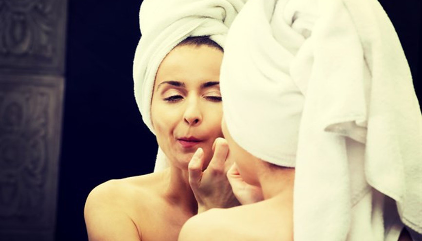 Akne Tedavisi Nasıl Olmalı