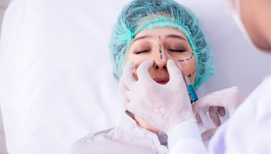 Burun Dolgusu Hakkında Doğru Bilinen Yanlışlar Burun Dolgusu Hakkında Doğru Bilinen Yanlışlar