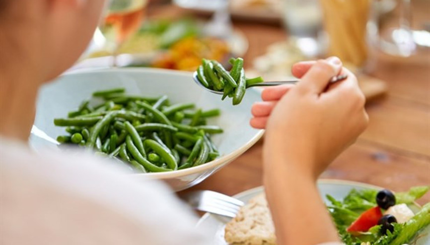 Yaza Fit Girmek İçin Yemek Yiyin