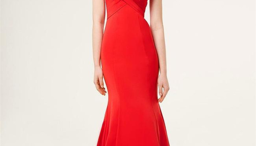 Anlam Yüklü 17 Kadın Elbisesi