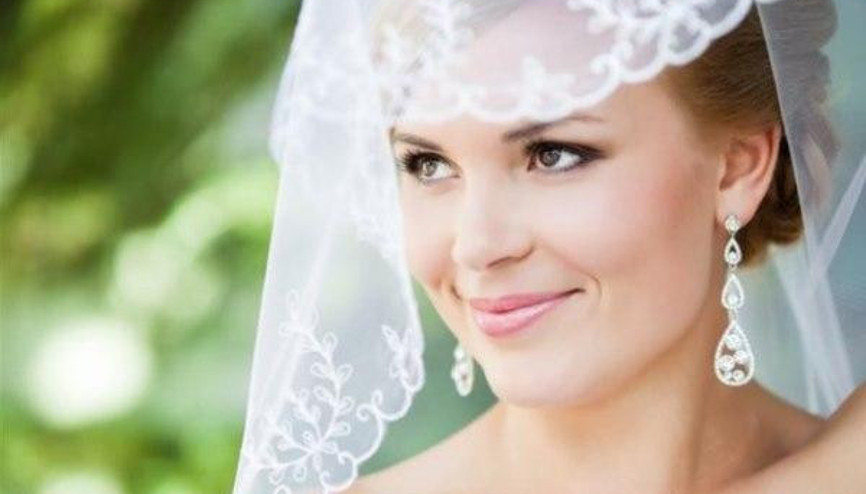 Kusursuz Gelin Makyajı İçin 13 Tüyo