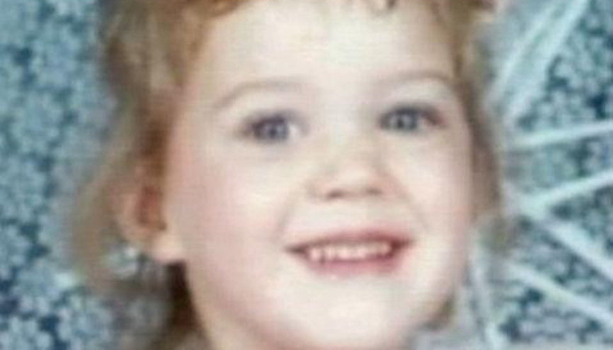 Ünlülerin Bebeklik Halleri