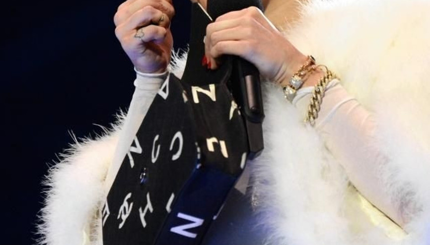 Miley Cyrus son klibiyle olay yarattı