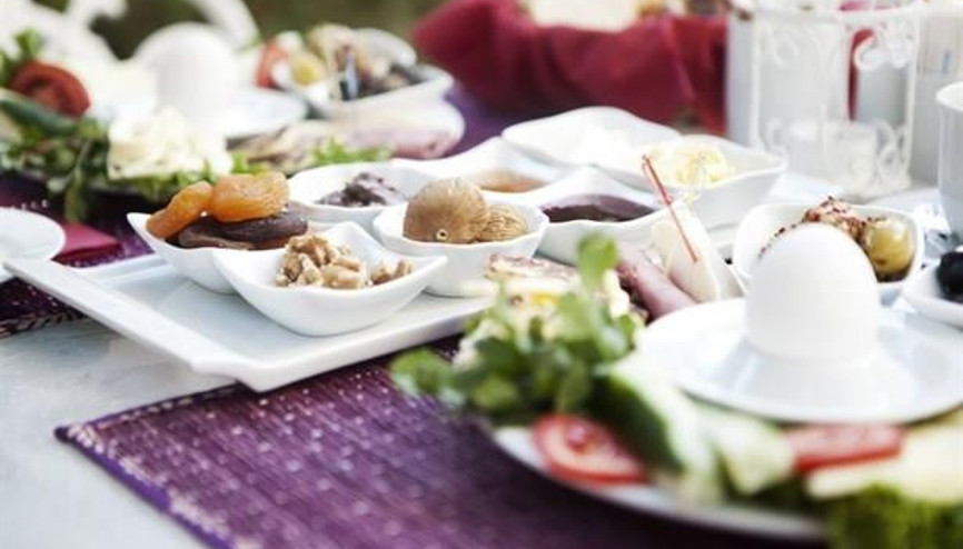 1 Bardak Sütle 4 Saat Tok Kalın