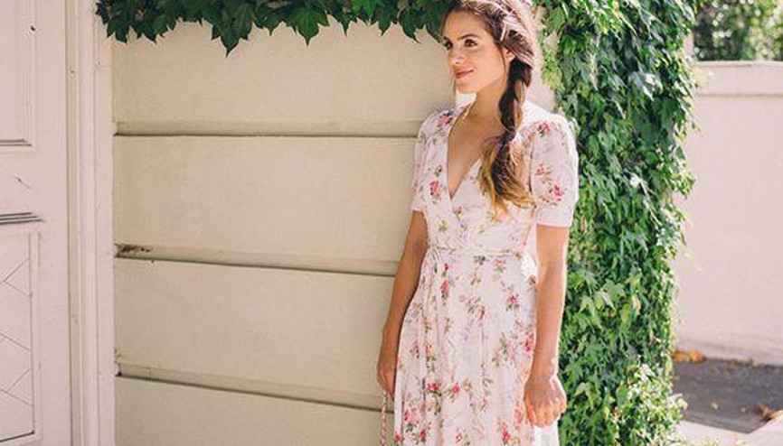Çiçekli Elbiseler Nasıl Kombinlenir