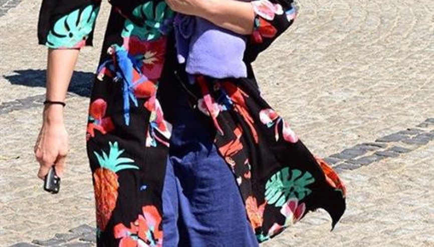 Gamze Özçelikin Kardeşi Tesettüre Girdi