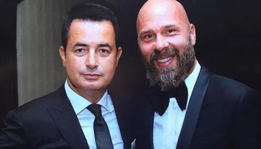 Esat Yontunç Dünyaevine Girdi