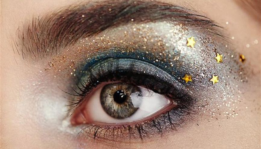 Farklı Renklerde Yapılabilicek 7 Göz Makyajı
