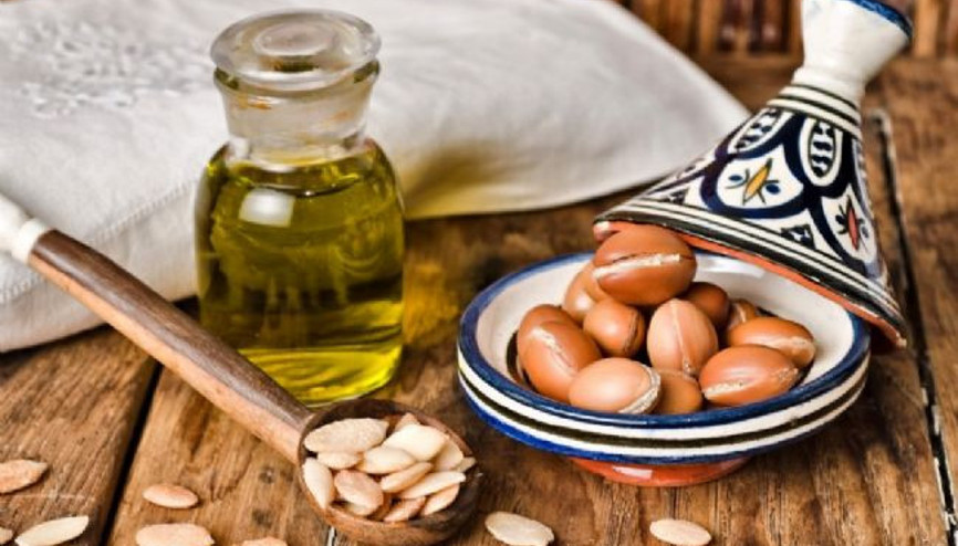 Saçlarınıza Canlılık Katacak 10 Bitkisel Yağ