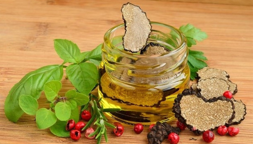 Trüf Yağı Gerçekten Sağlıklı mı Trüf Yağı Hakkında Merak Edilenler
