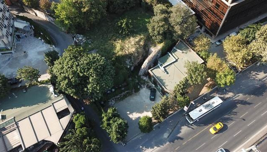 Yer: İstanbul 900 yıllık tarihi sarnıç kaderine terk edildi