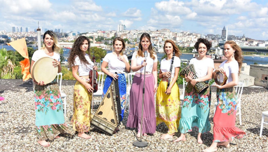 Çatıda klip çektiler