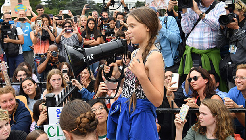 Beyaz Saray önünde gözler ondaydı