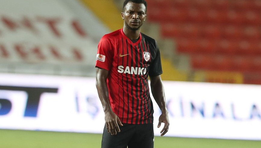 Kayode, Beşiktaşa karşı forma giydi sosyal medya patladı