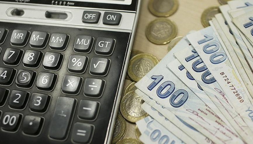 Hazine 3,8 milyar lira borçlandı