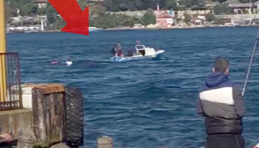 Boğazda hareketli dakikalar Tekne battı...