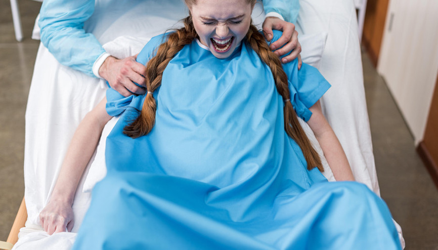 Doğum yaparken ağzınızı açık tutun