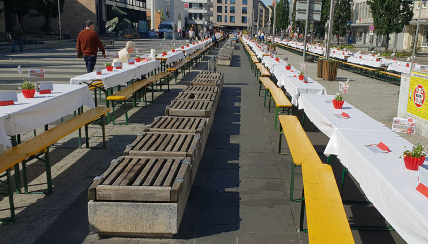 Nürnberg’de 7 kilometrelik barış sofrası