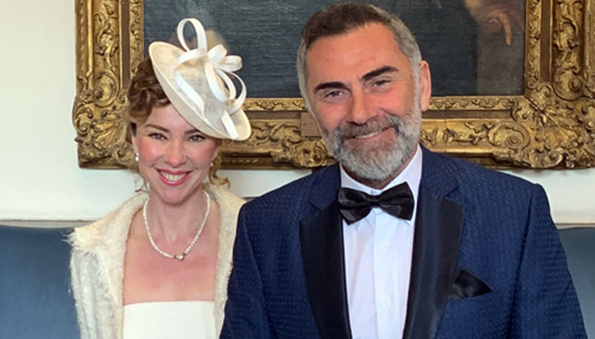 Oyuncu İnci Türkay ve Atilla Saral, Londra’da evlendi
