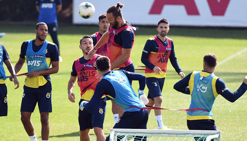 Vedat Muriqiyi Mevlüt de durduramadı