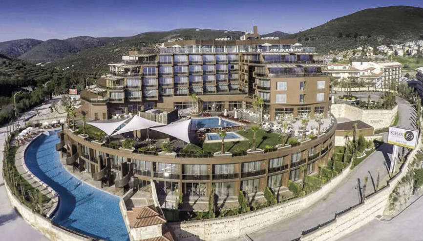 Kuşadası’nda ünlü 5 yıldızlı otel icradan satışa çıkarıldı