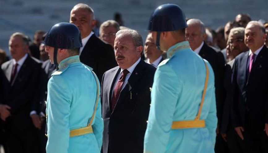 Yeni yasama yılı başlıyor... İlk tören Meclisteki Atatürk Anıtında