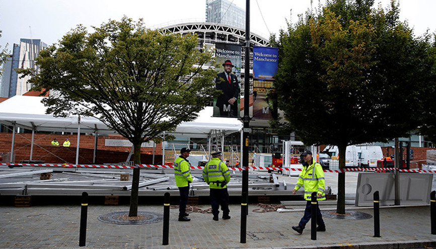 Son dakika... İngilterede iktidar partisinin konferansına giriş çıkış yasağı Son dakika... İngilterede iktidar partisinin konferansına giriş çıkış yasağı