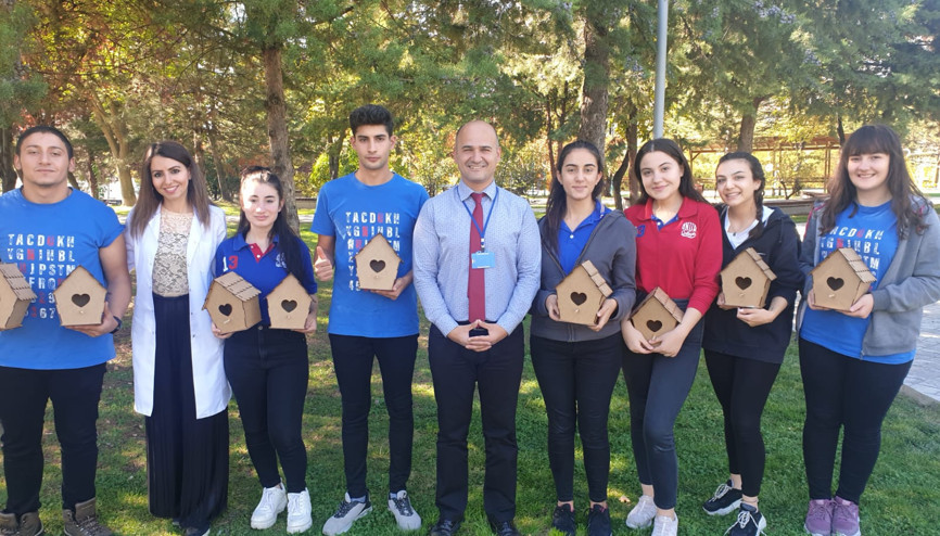 ‘Kuşlar üşümesin diye’