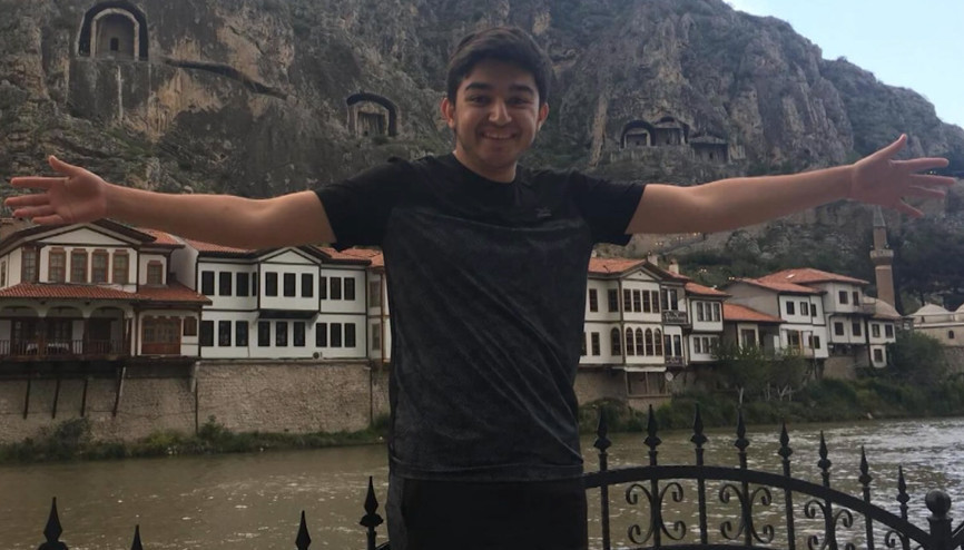 TEOG şampiyonu Mustafanın sır intiharı TEOG şampiyonu Mustafanın sır intiharı