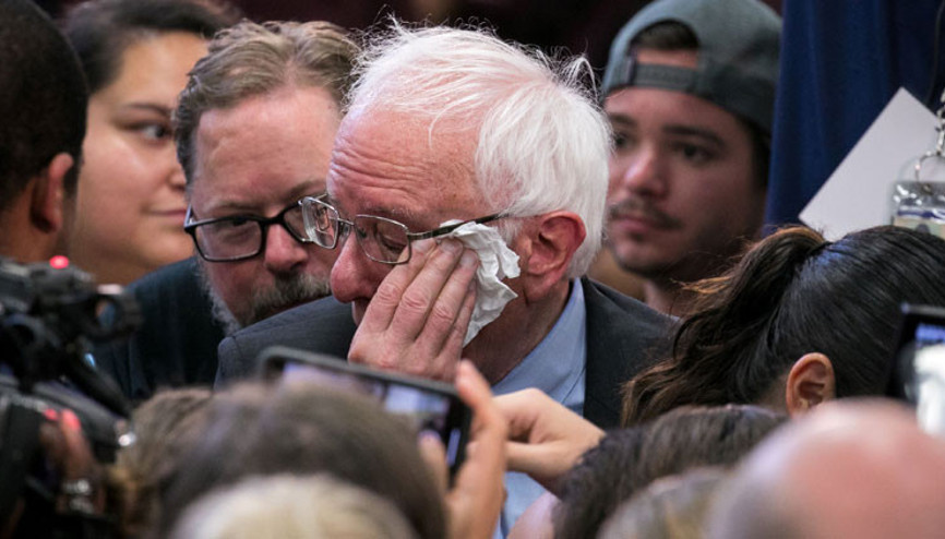 Trump’ın rakibi Bernie Sanders hastaneye kaldırıldı