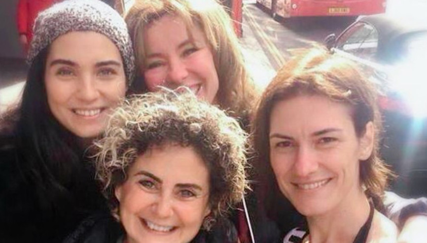 Oyuncu olarak tanınmıştı: Tuba Londrada asıl mesleğine geri döndü