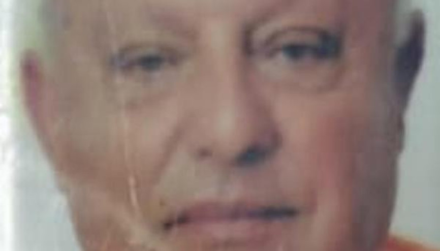 Takla atan hafif ticari aracın sürücüsü öldü, eşi yaralandı Takla atan hafif ticari aracın sürücüsü öldü, eşi yaralandı