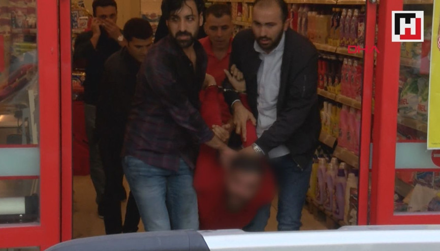 Fatihte kendini marketin tuvaletine kilitleyen kişi polise zor anlar yaşattı