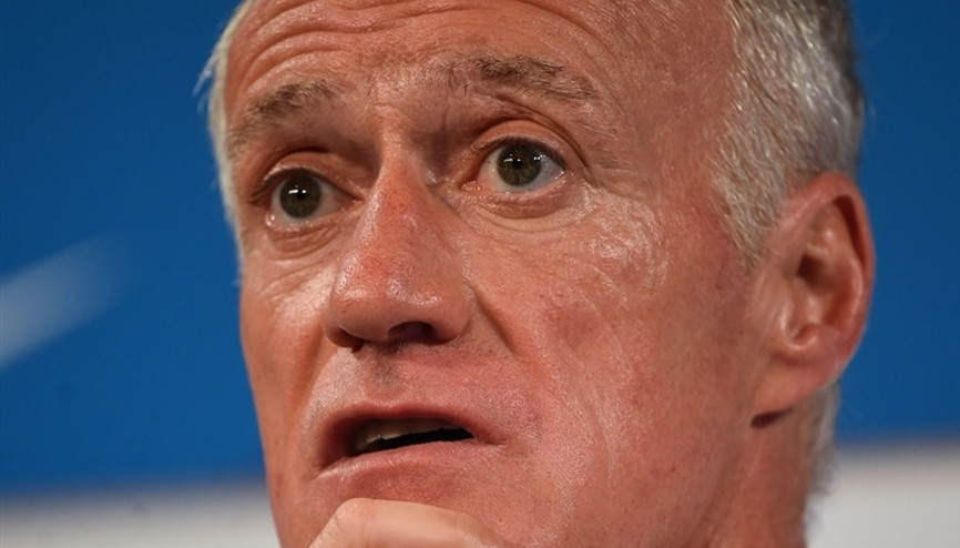 Deschampstan Mert Günoka övgü