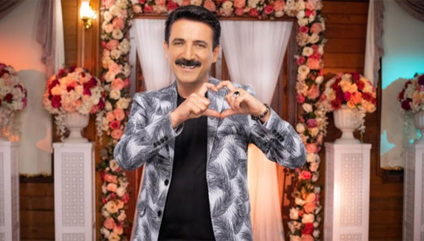 Latif Doğan’dan eşine şarkı “Senin Adın Aşk Yarim”