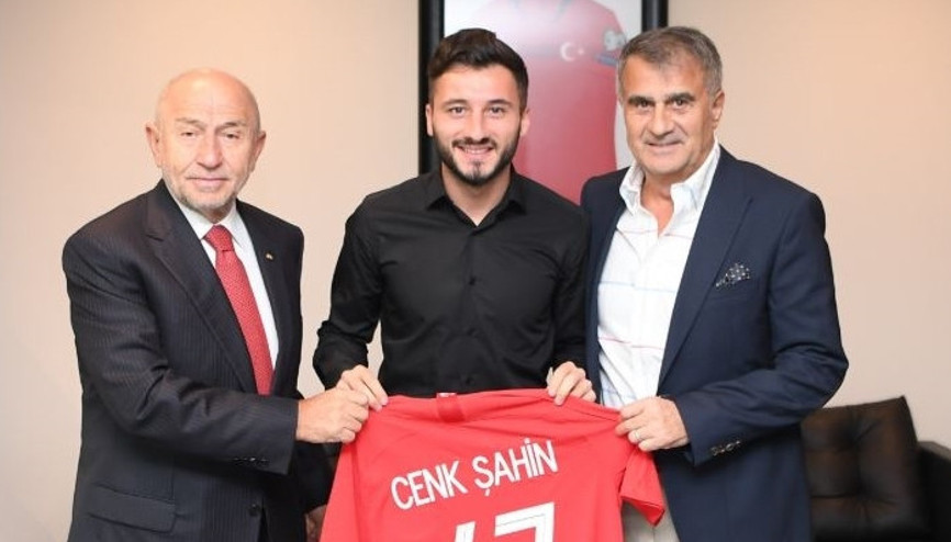 Enver Cenk Şahinden TFF Başkanı Nihat Özdemire ziyaret