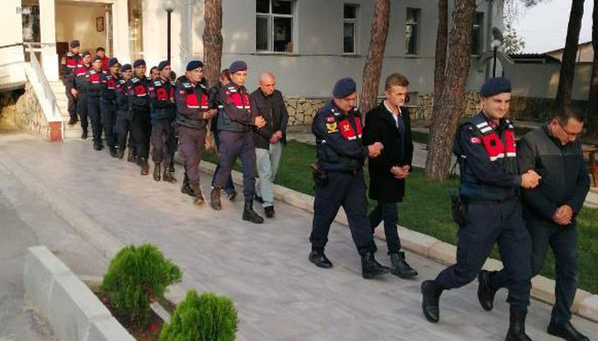 Çanakkale’de göçmen kaçaklığına 8 tutuklama