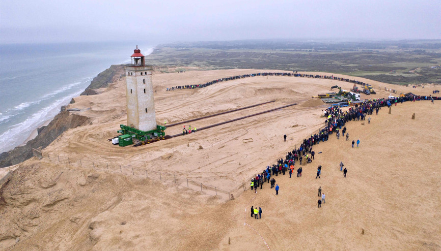 Danimarkada 120 yıllık deniz feneri karadan yürütülüyor
