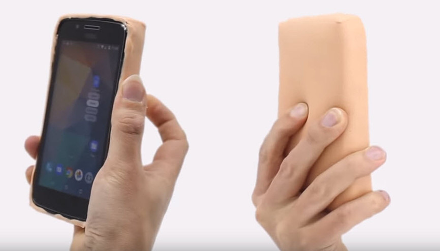 Yapay insan derili telefon kılıfı geliştirildi