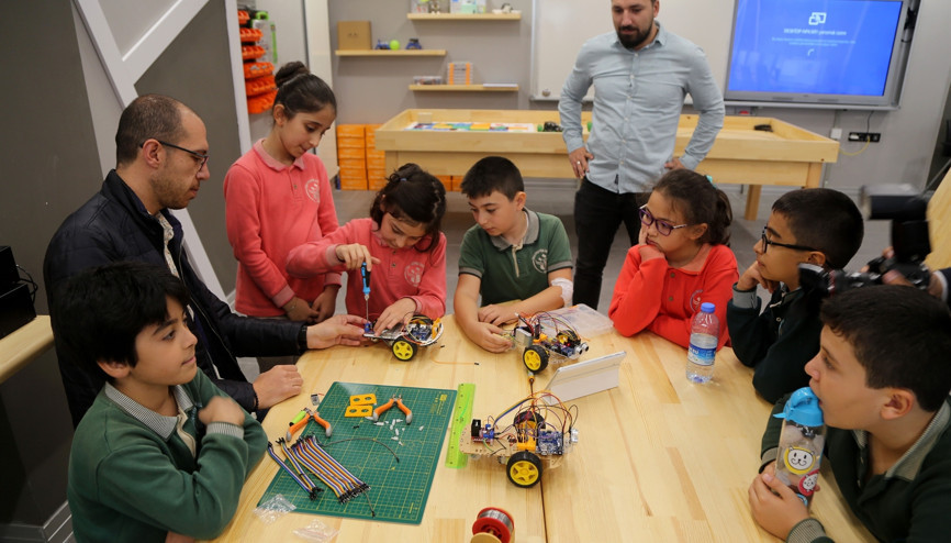 ‘Yetenek ve Beceri Merkezi’nde geleceğe hazırlanacaklar