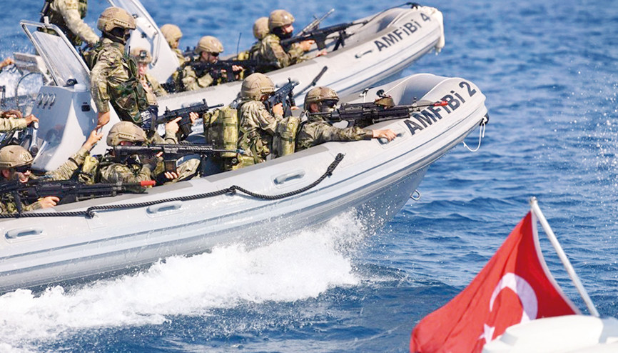 Ege’de Türk tatbikatı Yunanlıları korkuttu