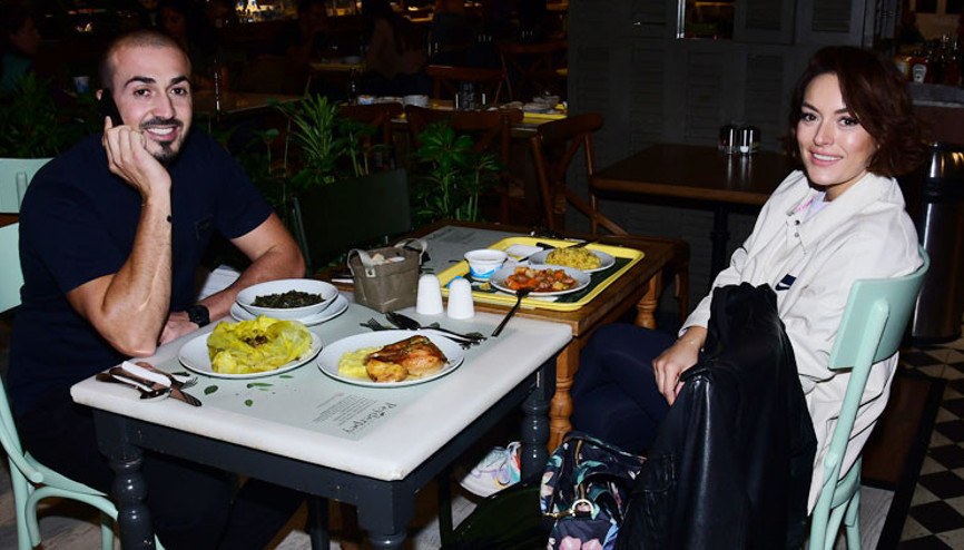 Ezgi Mola: Ev yemeği özledim