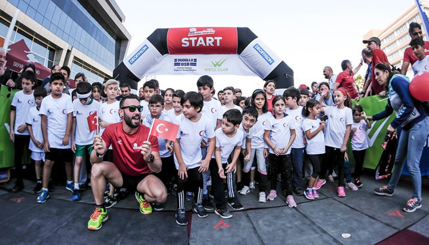 İstanbul Dudullu OSB 29 Ekim Atatürk Koşusuna büyük ilgi