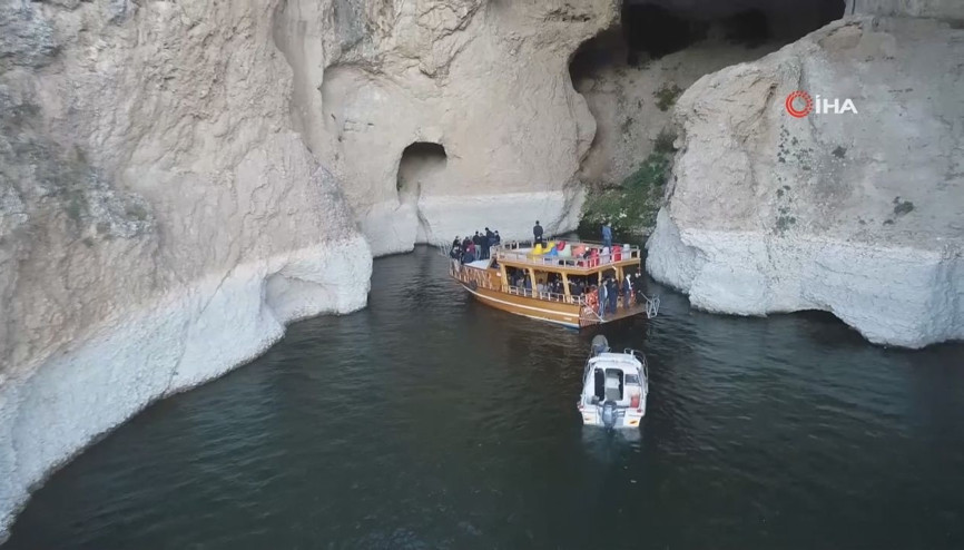 Yeni keşif kanyonlara tekne turu