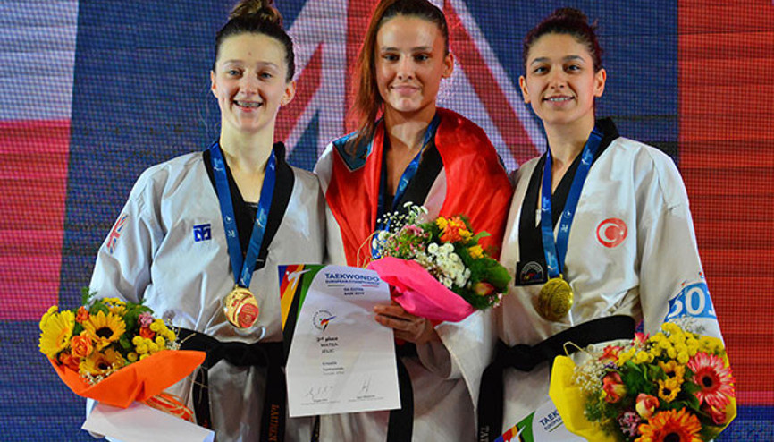 Milli tekvandocular Avrupanın zirvesinde