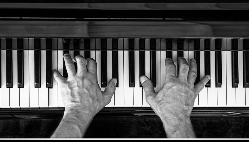 Kerem Görsevden yeni albüm: Perfect Balance